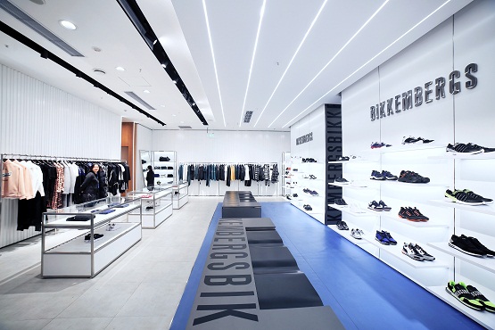 意大利高级运动时尚品牌来袭，DIRK BIKKEMBERGS中国首家旗舰店燃爆重庆！